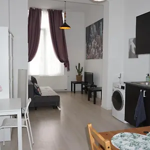 Apartment Roosevelt Apartments., Antwerp