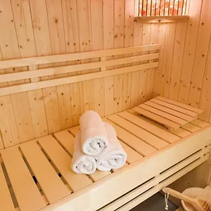 Apartment Coco Romantic In - Sauna, Antwerp